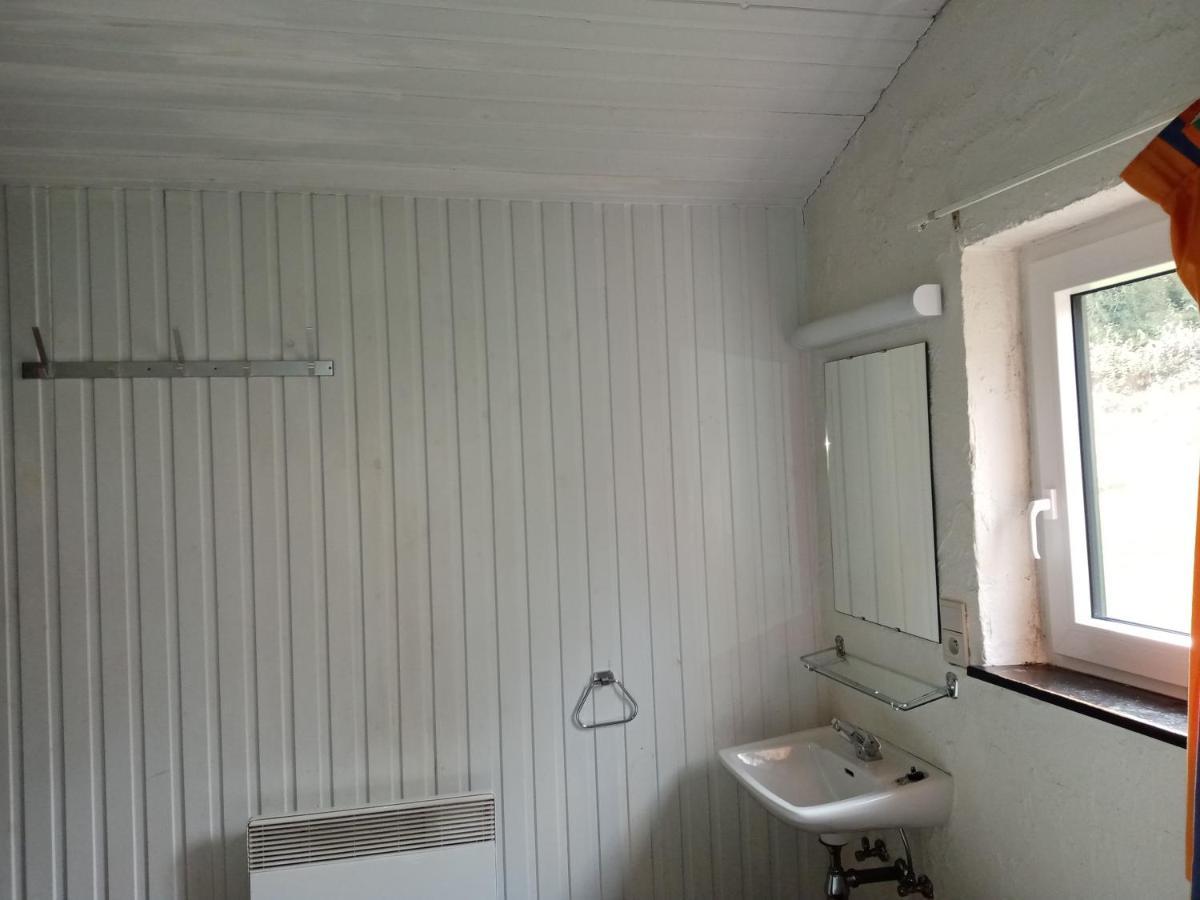 Le repaire des belettes Vallée de Rabais Virton Extérieur photo